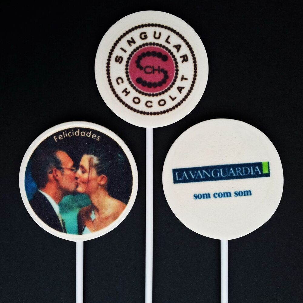 Piruletas de caramelo con tu foto-logo. Comunión